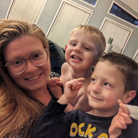 Meet your Posher, Meg - Picture 4 of 6